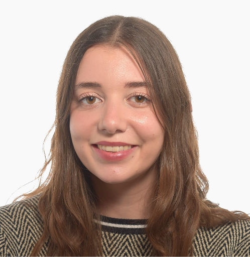 Sra. Nina Martínez Fernández