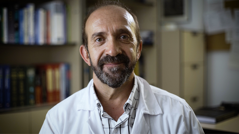 Dr. Santiago Moreno Guillén
