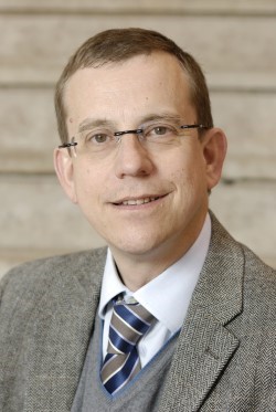 Dr. Jordi Salas-Salvadó