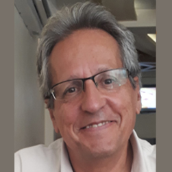 Dr. Ángel González Pérez