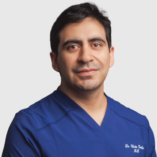Dr. Víctor Emilio Ruiz Larrea
