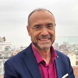 Dr. Julio Zarco Rodríguez