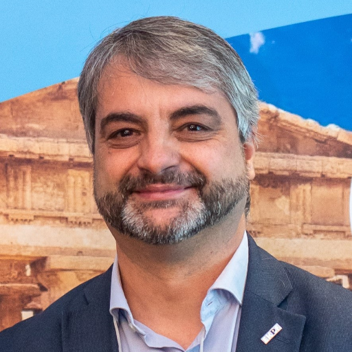 Sr. Juan Carlos Julián Mauro